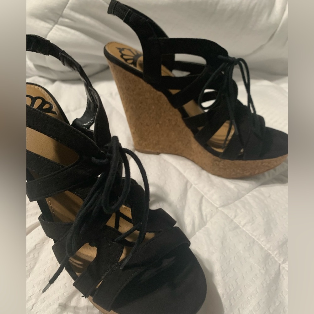 Black heel